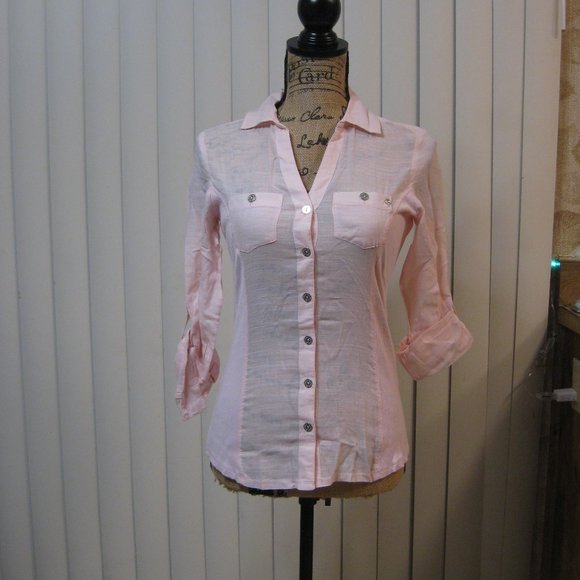 NWT Guess light pink logo cotton button up shirt top XS extra small - Picture 1 of 8